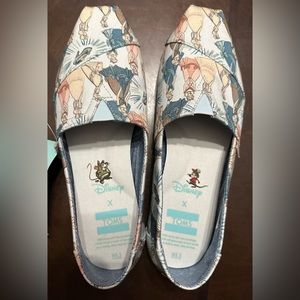NWT Disney X Toms Archived Cinderella Shoes, Light Blue, Size 8.5